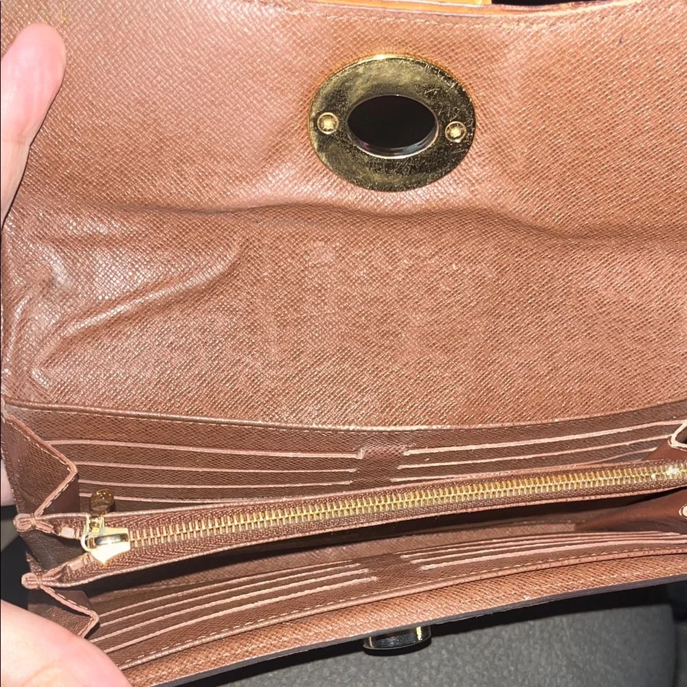 Louis Vuitton Monogram Turnlock Wallet